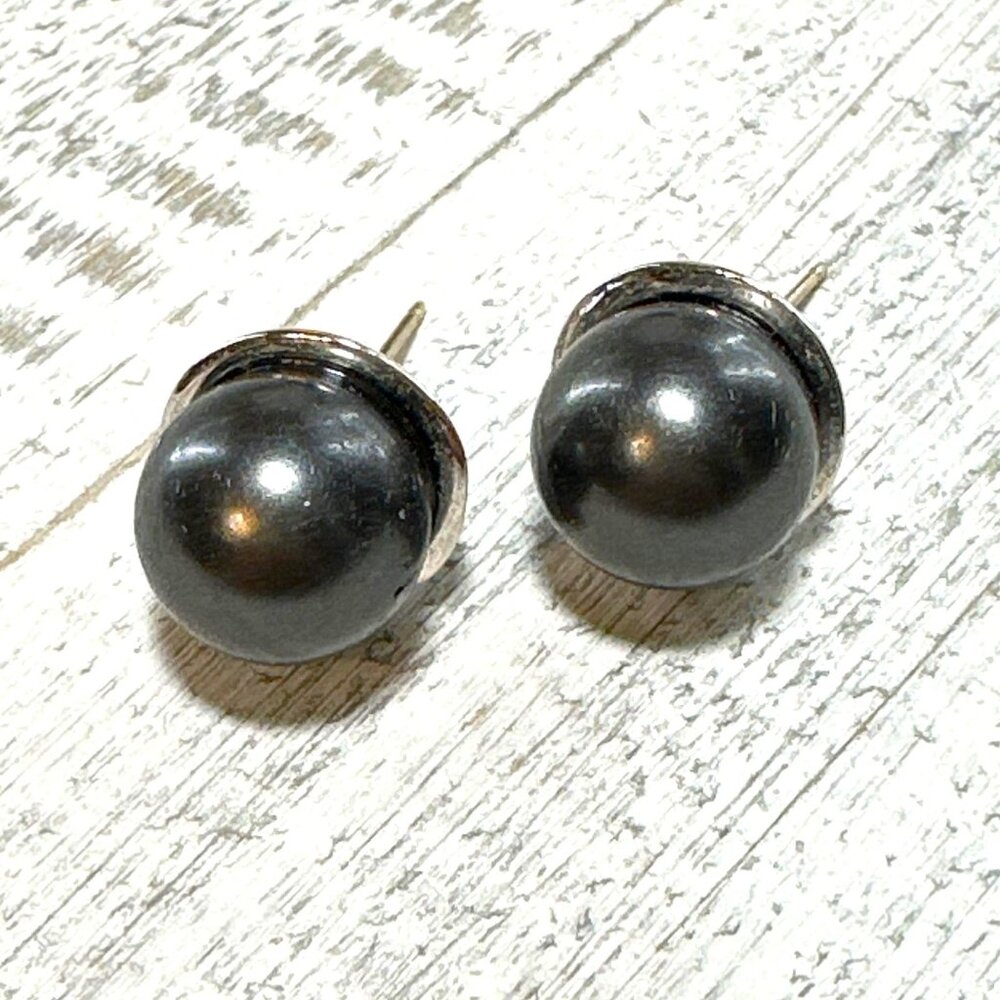 St. John Black Pearl Earrings